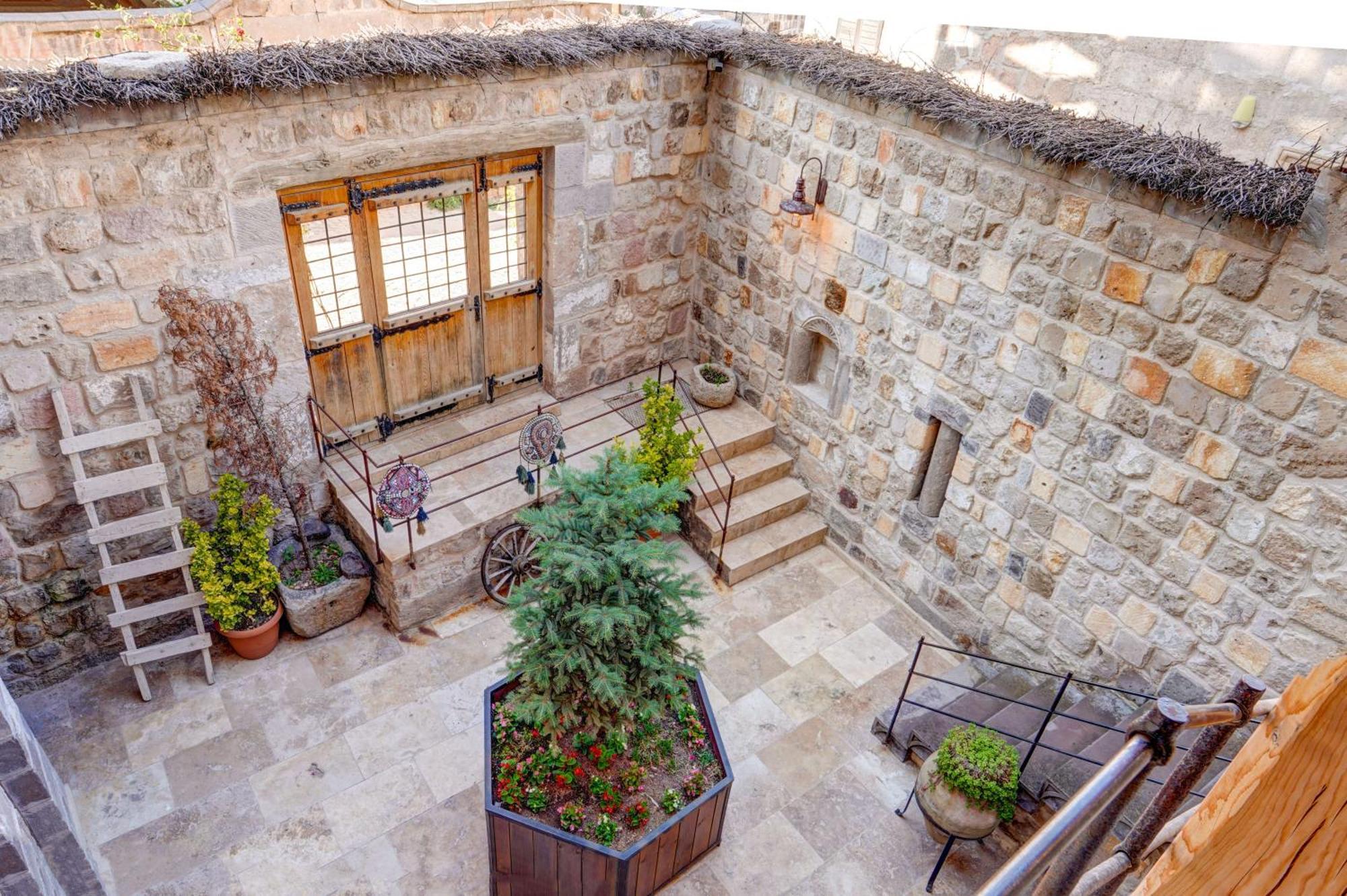 Vasil Cave Hotel ウチヒサール エクステリア 写真