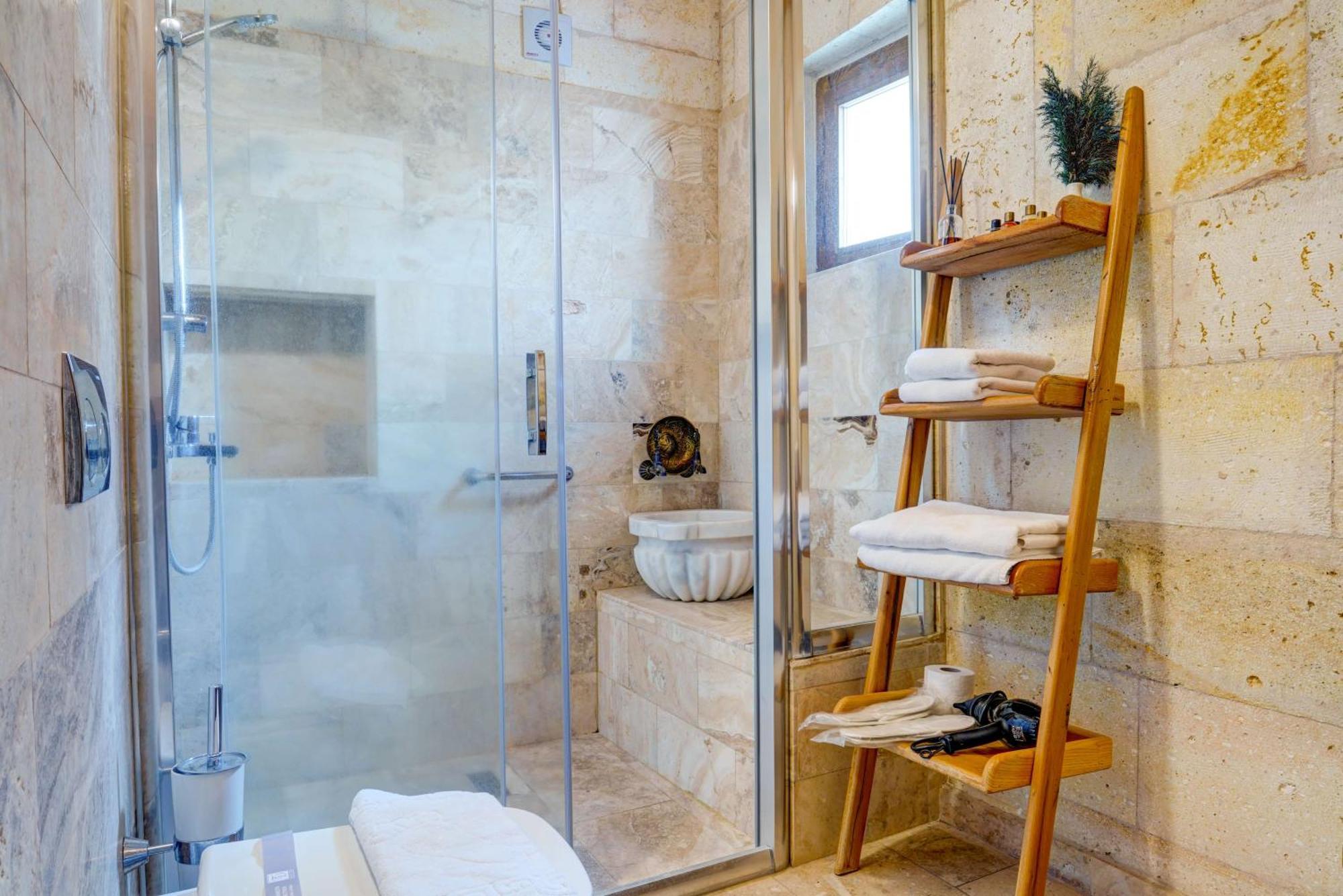 Vasil Cave Hotel ウチヒサール 部屋 写真